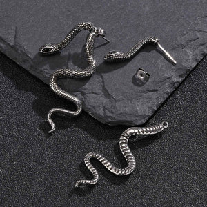 Pendientes de Serpiente de Acero Inoxidable 316L Coreanos al por Mayor, Chapados en Oro PVD de 14k y 18k, Joyería de Alta Calidad para Mujer - Product Image 4