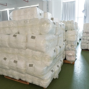 Pannolini di carta usa e getta Superdry di grado B per neonati in balle - Product Image 3