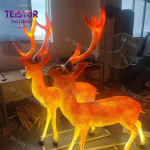 Grand cerf lumineux de Noël pour les grandes places extérieures et les expositions publiques saisonnières - Product Image 3