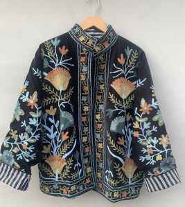Veste d'hiver en molleton matelassé longue, faite à la main, de qualité supérieure, pour femmes, taille unique, en coton, manches longues - Product Image 2