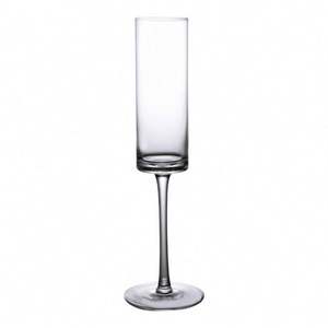 Copa de Estilo Insta-Style Clásica Francesa para Highball y Vino Espumoso con Asa de Aluminio - Juego de Copas Elegantes con Sensación Romántica para Ceremonias - Product Image 1