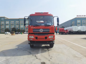 <span class=keywords><strong>Camion</strong></span> <span class=keywords><strong>de</strong></span> pompiers Dongfeng 8,5 m³ Réservoir 6x6 210 CV Véhicule <span class=keywords><strong>de</strong></span> lutte contre l'incendie efficace <span class=keywords><strong>Camion</strong></span> <span class=keywords><strong>de</strong></span> pulvérisation <span class=keywords><strong>Tout</strong></span>-<span class=keywords><strong>terrain</strong></span> <span class=keywords><strong>Camion</strong></span> <span class=keywords><strong>de</strong></span> pulvérisation d'eau - Product Image 2