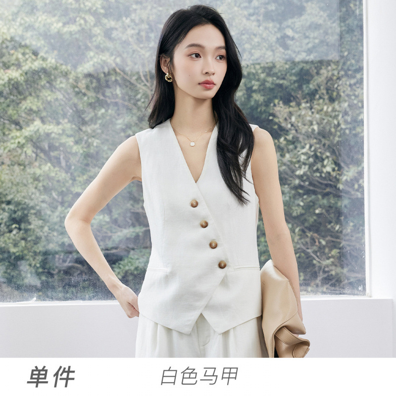 White vest (single piece)