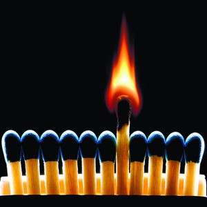 Quemador largo de madera de 4 pulgadas, cerillas de seguridad modernas, encendedor para chimeneas, farolillos de barbacoa con pelador - Product Image 6