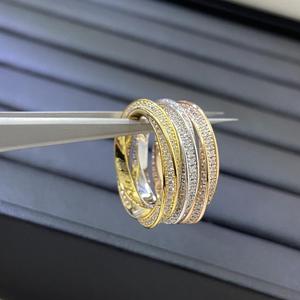 Bague de couple torsadée en pierre naturelle avec incrustation de fleur, design de niche, simple et élégante, alliance tendance - Product Image 4