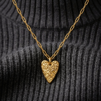 Pendentif cœur texturé en acier inoxydable PVD 18K imperméable pour femme, chaîne de pull