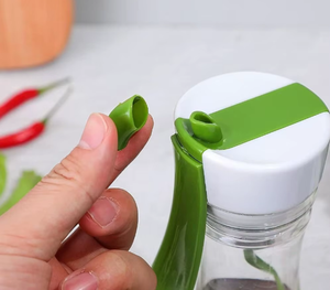 Tasse à mélanger manuelle en plastique pour assaisonnement maison étanche facile à verser <span class=keywords><strong>Shaker</strong></span> à jus pour vinaigrette Récipient mixte Mélangeur à <span class=keywords><strong>sauce</strong></span> - Product Image 4