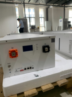 Système de stockage d'énergie par batterie conteneurisée de 2,5 MWh à refroidissement liquide de 20 pieds, 8000+ cycles pour réseau hybride solaire-éolien 3.