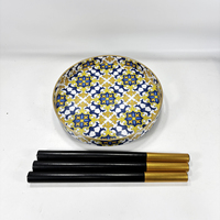 Plateau de service rond en plastique avec pieds amovibles, motif floral baroque vintage bleu jaune blanc, table d'appoint de canapé avec bordure dorée
