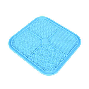 Tapis à lécher en silicone pour animaux de compagnie, bol d'alimentation lente pour chien et chat, tapis d'alimentation de forme carrée à motif géométrique, fournitures pour animaux de compagnie - Product Image 2