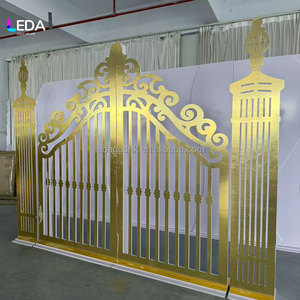 Arco de Boda Personalizado LEDA Profesional con Forma de Puerta de Castillo, Color Dorado, Acrílico, Moderno y Elegante, para Uso en Interiores/Exteriores - Product Image 6