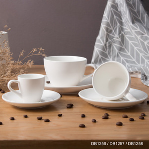 ชุดถ้วยกาแฟเซรามิกเซียวซินชิงพร้อมจานรอง สีขาว รูปทรงกลม สำหรับน้ำชายามบ่าย ผลิตที่เฉาโจว รุ่น DB1256 DB1257 DB1258 - Product Image 4