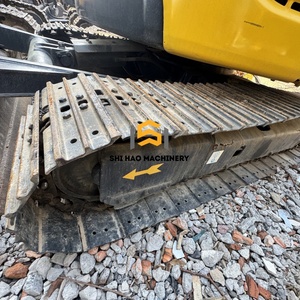 Excavatrice sur chenilles Komatsu PC35 d'occasion, presque neuve, importée du Japon, pour usage agricole et domestique, 3 tonnes, prête à l'emploi - Product Image 6