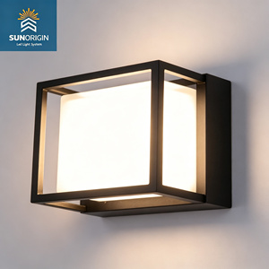 Lampes murales LED modernes en forme de cube carré pour extérieur et jardin avec corps en aluminium - Product Image 1