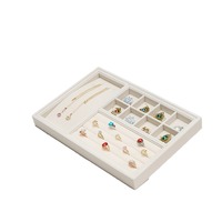 Boîte de présentation rectangulaire en velours pour bijoux, boucles d'oreilles, pendentifs, plateau de rangement multifonctionnel pour colliers, bagues, Saint-Valentin