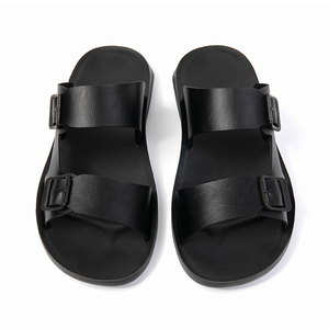Sandales d'été confortables pour hommes EUR, légères, respirantes, antidérapantes, pour une utilisation intérieure à la maison et des activités de plage en plein air. - Product Image 6