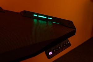 Compre un gran <span class=keywords><strong>escritorio</strong></span> de juego para computadora, de metal negro, eléctrico, con luces LED, para computadora portátil, PC, RGB, estilo carreras. - Product Image 5
