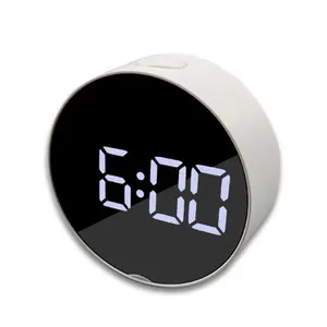 Heißer verkauf LED spiegel Digitale alarm schreibtisch Tisch Uhr für Schlafzimmer büro desktop Kalender um shaped spiegel hause dekoration