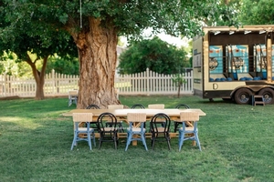 Silla Infantil de Ratán Hecha a Mano, Ecológica, para Eventos Interiores y Exteriores, Fiestas Infantiles, Bodas, Muebles para Eventos - Product Image 1