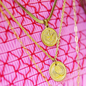 Collar Personalizado con Medallón de Paloma y Espíritu Santo, Chapado en Oro de 18K, Acero Inoxidable, Resistente <span class=keywords><strong>al</strong></span> Agua, Joyería Cristiana con Escritura Bíblica - Product Image 4