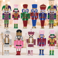 Grandes appliques brodées de paillettes en forme de casse-noisette de Noël, thermocollantes, pour sweats à capuche, chemises, pulls, décoration de vêtements de fêtes