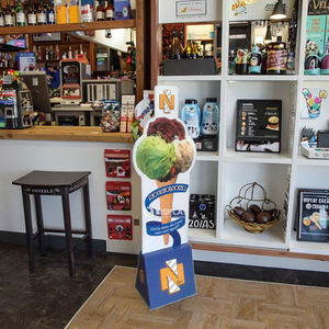 Personalizada persona tamaño real recortes de cartón Standee forma humana tamaño natural soporte de papel superhéroe personaje Tamaño Real Corte Standup - Product Image 3