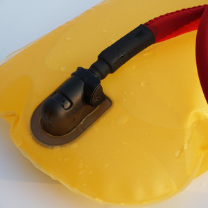 Bolsa de agua de boca grande de plástico respetuoso con el medio ambiente de 2,5 L, resistente a la presión, sin olores, bolsa de agua potable de viaje - Product Image 4