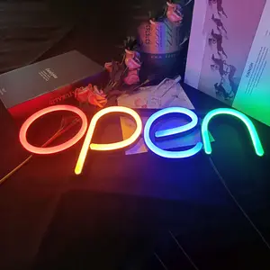 Dropshipping 사용자 정의 고품질 아크릴 여러 가지 빛깔의 12V 라이트 업 LED 오픈 네온 사인 웨딩 파티 벽 장식
