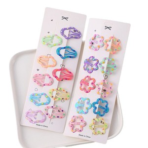 Barrettes à cheveux en forme de cœur et d'étoile colorées 5,5 cm pour filles, usage quotidien, fabriquées en Chine - Product Image 5