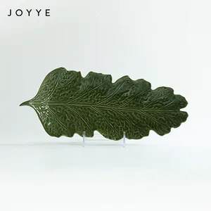 Joyyeトロピカルクリエイティブリーフ型ハンドクラフトプレート光沢のある釉薬ケーキプレート