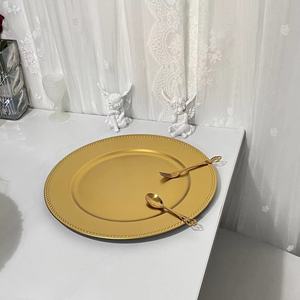Assiette à fruits irrégulière haut de gamme, peinte à la main, style rétro, or brillant, pour banquets de mariage, tendance <span class=keywords><strong>2022</strong></span> - Product Image 1