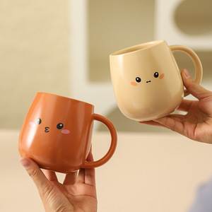 Factory direct sales of cute <b>ceramic</b> coffee mugs, creative emoji mugs, office water <b>cups</b>, and high-temperature resistant - Product Image 1