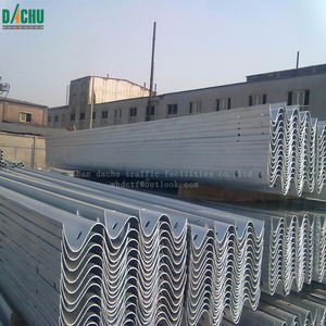 Barrera de Tráfico de Acero Corrugado para Carreteras Rurales, Panel de Barandilla Anticollisión de Tres Ondas - Product Image 6