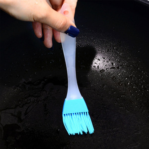 Silicone Basting Brush For Baking Grilling Oil Application Dishwasher Safe Oven Safe Random Color - Product Image 1
