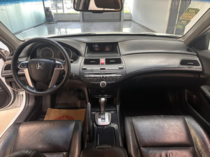<span class=keywords><strong>Honda</strong></span> <span class=keywords><strong>Accord</strong></span> 2.0L SE <span class=keywords><strong>2013</strong></span> Blanco, Económico, de <span class=keywords><strong>Segunda</strong></span> <span class=keywords><strong>Mano</strong></span>, Exportación de Autos Usados - Product Image 5