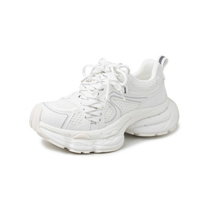 Zapatillas gruesas para mujer, zapatos para caminar de malla transpirable, zapatos planos con plataforma y cordones, antideslizantes, ligeros para todas las estaciones - Product Image 1