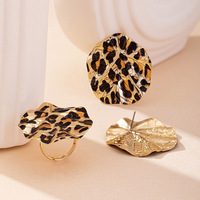 Ensemble de boucles d'oreilles et de bagues tendance pour femmes, style rétro géométrique, imprimé léopard, cercle et disque, design tendance