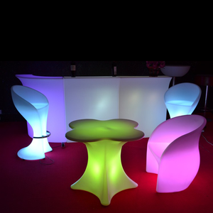 Tables et chaises de <span class=keywords><strong>bar</strong></span> et de restaurant modernes à LED lumineuses pour l'extérieur, meubles en plastique illuminés pour usage hôtelier, forme octogonale, 4 places - Product Image 1