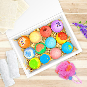 Coffret cadeau de spa de luxe personnalisé pour femmes fait à la main pour le bain de bombe effervescents avec marque privée pour la fête des mères - Product Image 4