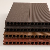 Plancher en composite bois imperméable antidérapant en relief 3D pour l'extérieur, revêtement de sol WPC pour jardin et patio