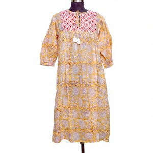 ชุดปาร์ตี้ลำลองสำหรับผู้หญิงชุดเดรสผ้าคอตตอนพิมพ์ลายดอกไม้ - Product Image 1