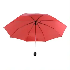 Vente en gros en Chine Parapluie pliable promotionnel pas cher 3 mini parapluie publicitaire pliable avec impression de logo parapluies