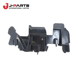 แผ่นบังลมหม้อน้ำด้านล่าง เครื่องยนต์เบอร์ 1 สำหรับ Toyota HIACE LH103 ปี 1993-1998 รุ่น 53294-26010 - Product Image 3