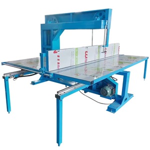 Machine de découpe de mousse verticale 380 V à commande PLC automatique pour la découpe de coton perlé - Product Image 1