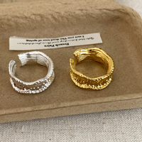 Messingring mit Echtvergoldung, Unregelmäßig Gekräuselt und Gehämmert, Offener Ring, Verstellbar, Breiter Statement-Fingerring für Damen