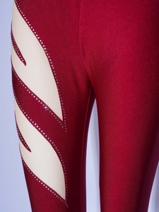 Combinaison moulante professionnelle pour femme à manches longues avec insert en maille transparente, idéale pour la gymnastique rythmique sur mesure - Product Image 5