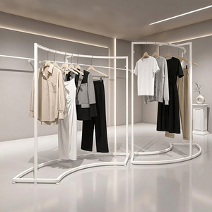 Espositore per <span class=keywords><strong>Abbigliamento</strong></span> di Lusso Moderno in Metallo Dorato Curvo, Stand Espositivo per Boutique e Negozi di <span class=keywords><strong>Abbigliamento</strong></span> - Product Image 3
