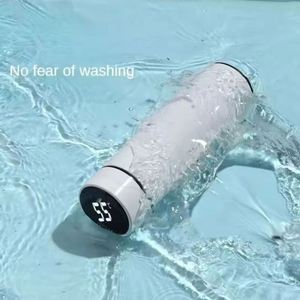 Bouteille d'eau intelligente en acier inoxydable 304 de 500 ml avec écran LED, pour boire directement, idéale pour les voyages en extérieur, design thermique intelligent - Product Image 3