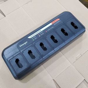 เครื่องชาร์จหกพอร์ตสำหรับเซพูรา เอสทีพี 8000 เอสทีพี 8038 เอสทีพี 9000 แบตเตอรี่ลิเธียมเครื่องส่งรับวิทยุสถานีชาร์จหลายช่องทาง - Product Image 2