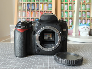 Precio al por Mayor Cámara Usada <span class=keywords><strong>Nikon</strong></span> <span class=keywords><strong>D90</strong></span> 12.3MP SLR Cámara de Nivel de Entrada para Principiantes - Product Image 1